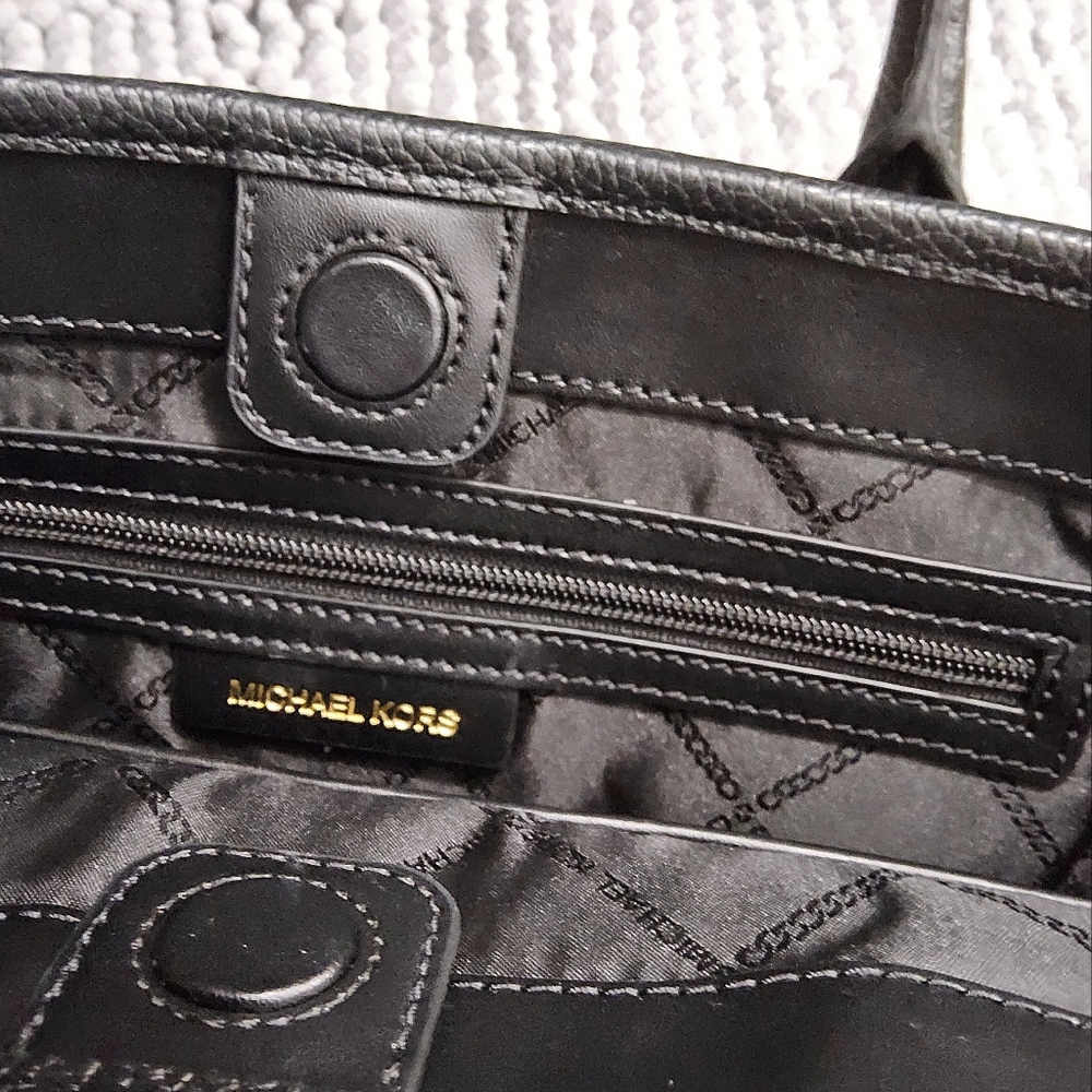 1Black Luisa Michael Kors Leather Satchel - Picture 14 of 16